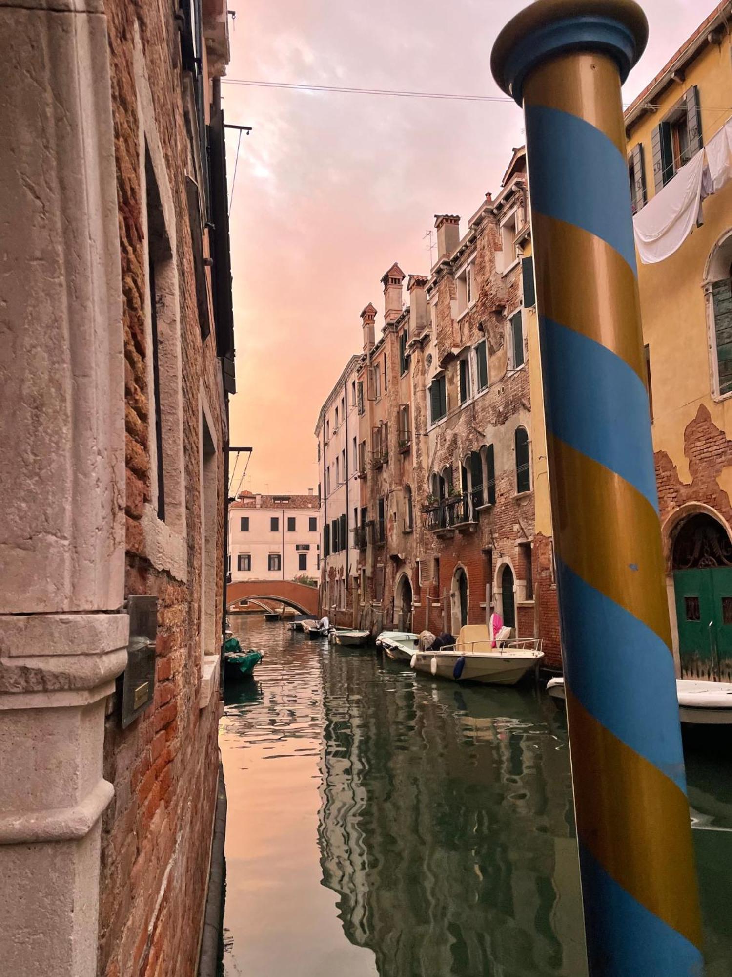 Aparthotel Palazzo Contarini Della Porta Di Ferro Wenecja Zewnętrze zdjęcie
